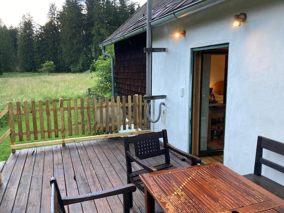 Ferienhaus Juster Im Wald Gutenbrunn Екстериор снимка